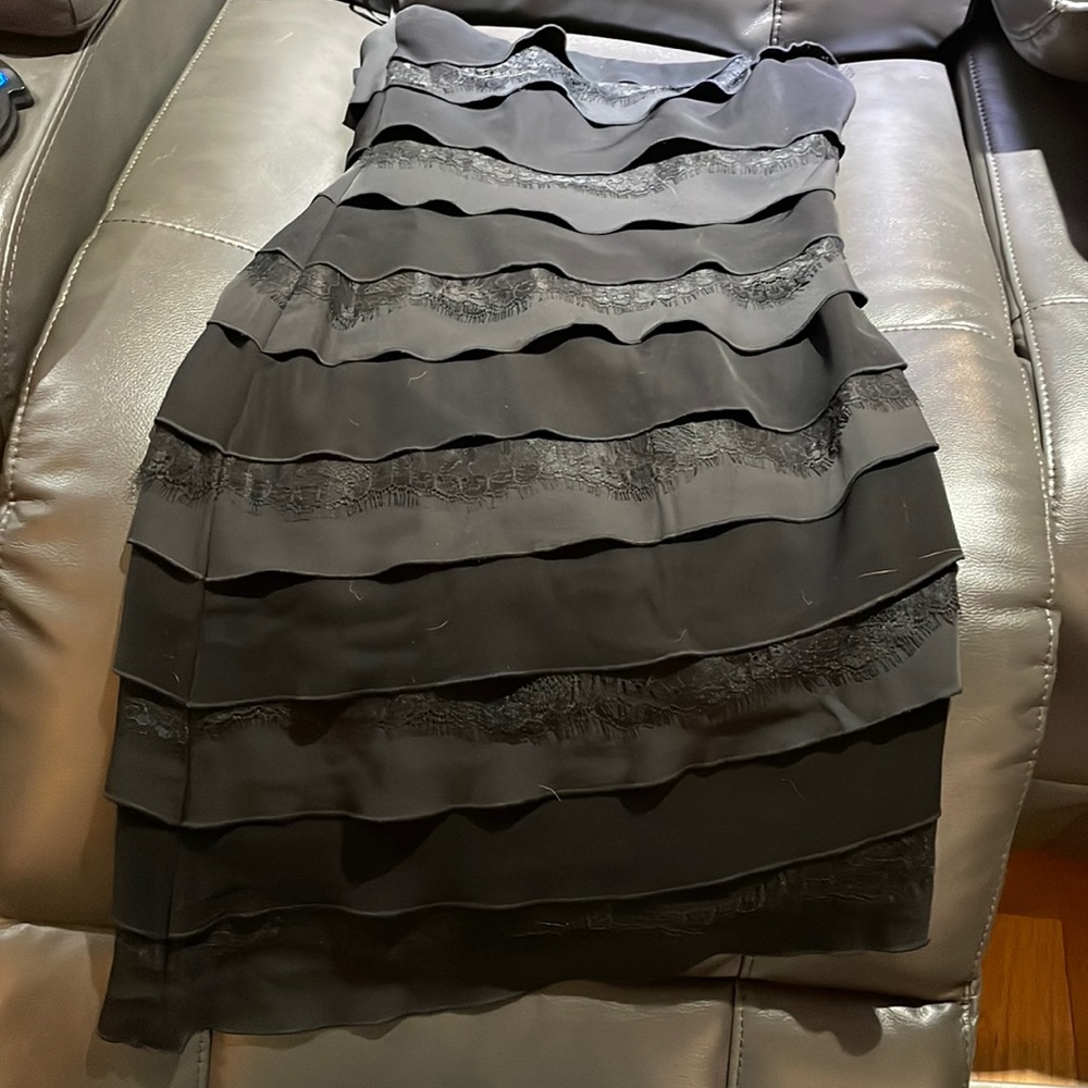 Black midi dress White House black market size 2